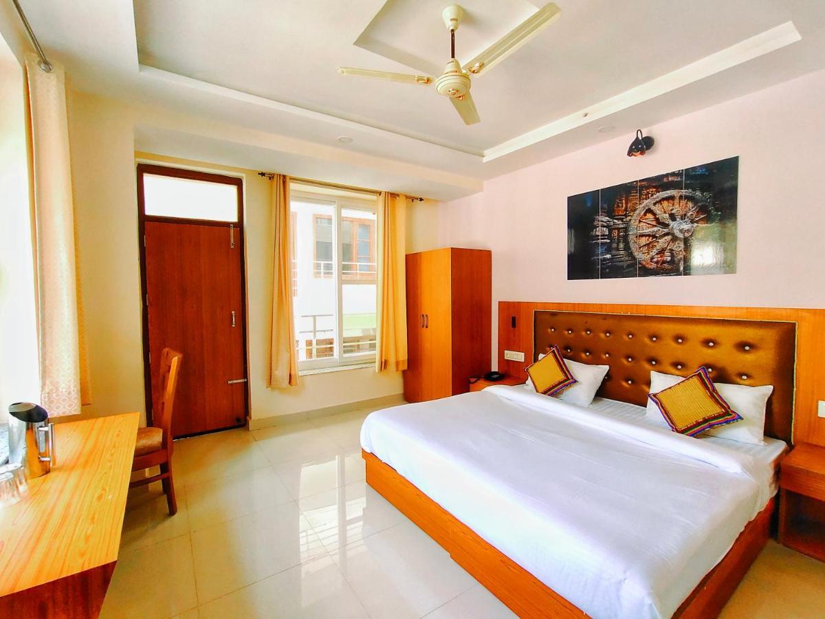 Karwaan Hostel Rishikesh Exterior photo