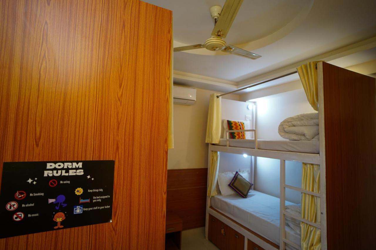 Karwaan Hostel Rishikesh Exterior photo